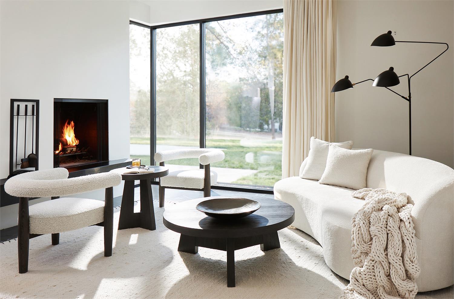 Trianon Cocktail Table